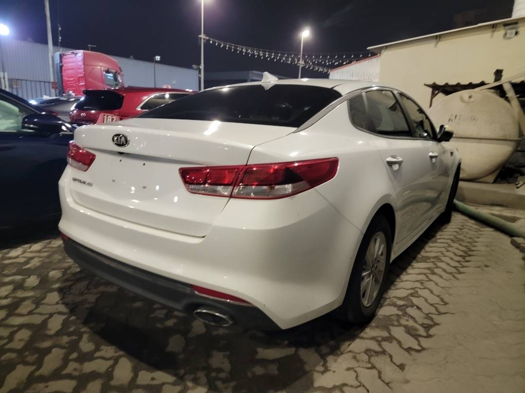 2017 KIA OPTIMA — 100712 Miles — Lot HG162876 — Main - Marhaba Auctions Used Cars - Image 3