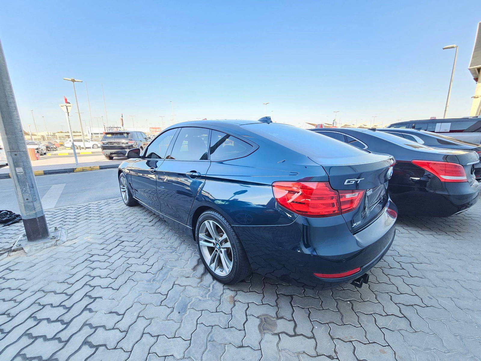 2016 BMW 328i — 80032 KM — Lot 55GG500778 — Souq - Marhaba Auctions Used Cars - Image 6