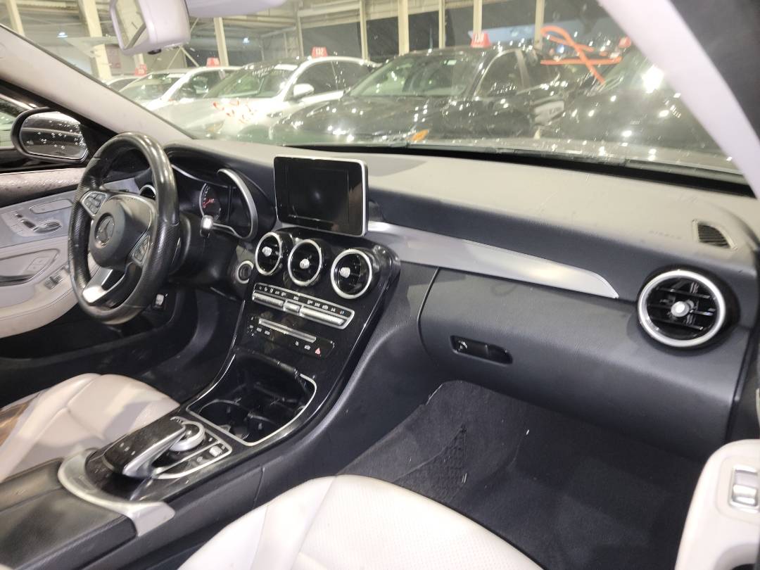 2016 MERCEDES BENZ C300 — 82284 Miles — Lot 38105555 - Marhaba Auctions Used Cars - Image 5