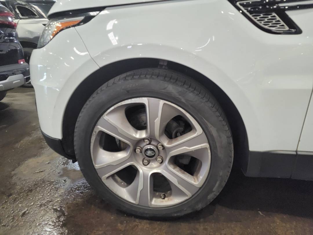 2015 LAND ROVER RANGE ROVER SPORT — 96608 Miles — Lot FA609600 — Main - Marhaba Auctions Used Cars - Image 11