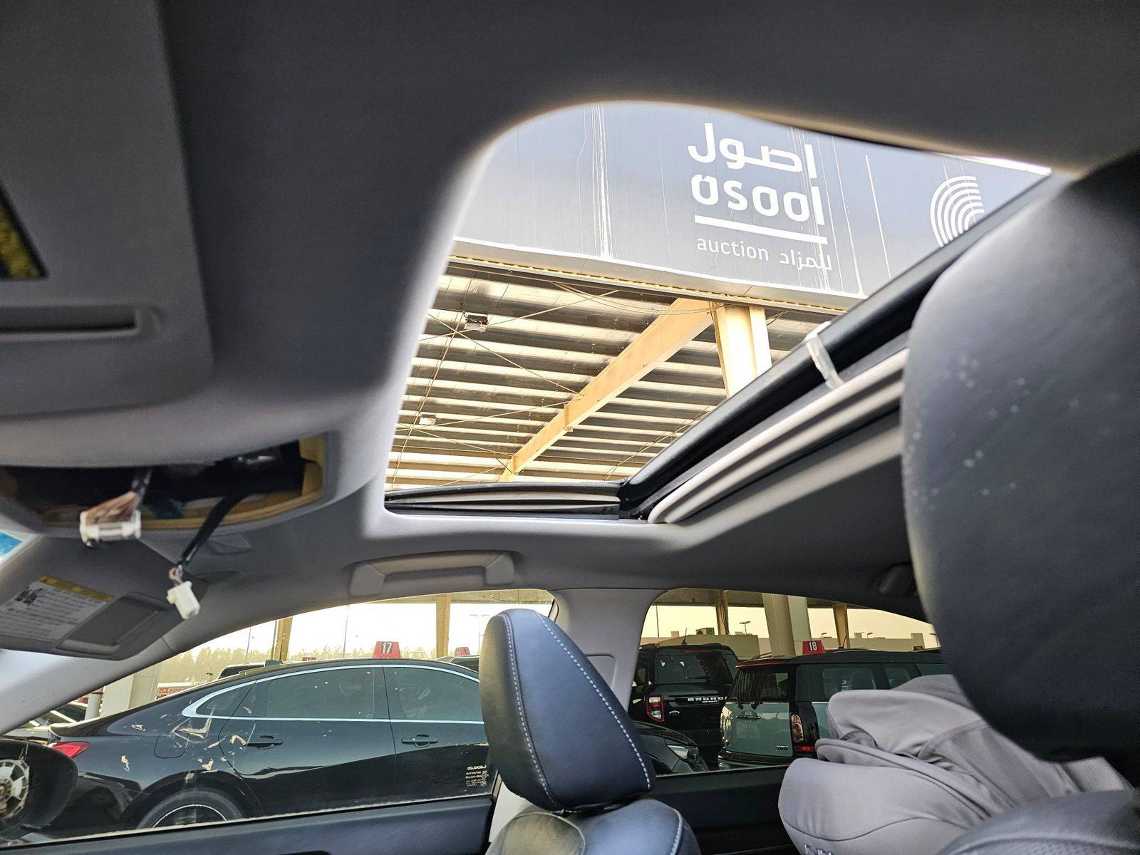 2013 LEXUS ES 350 — 136556 Miles — Lot GG1D2046554 — Souq - Marhaba Auctions Used Cars - Image 9