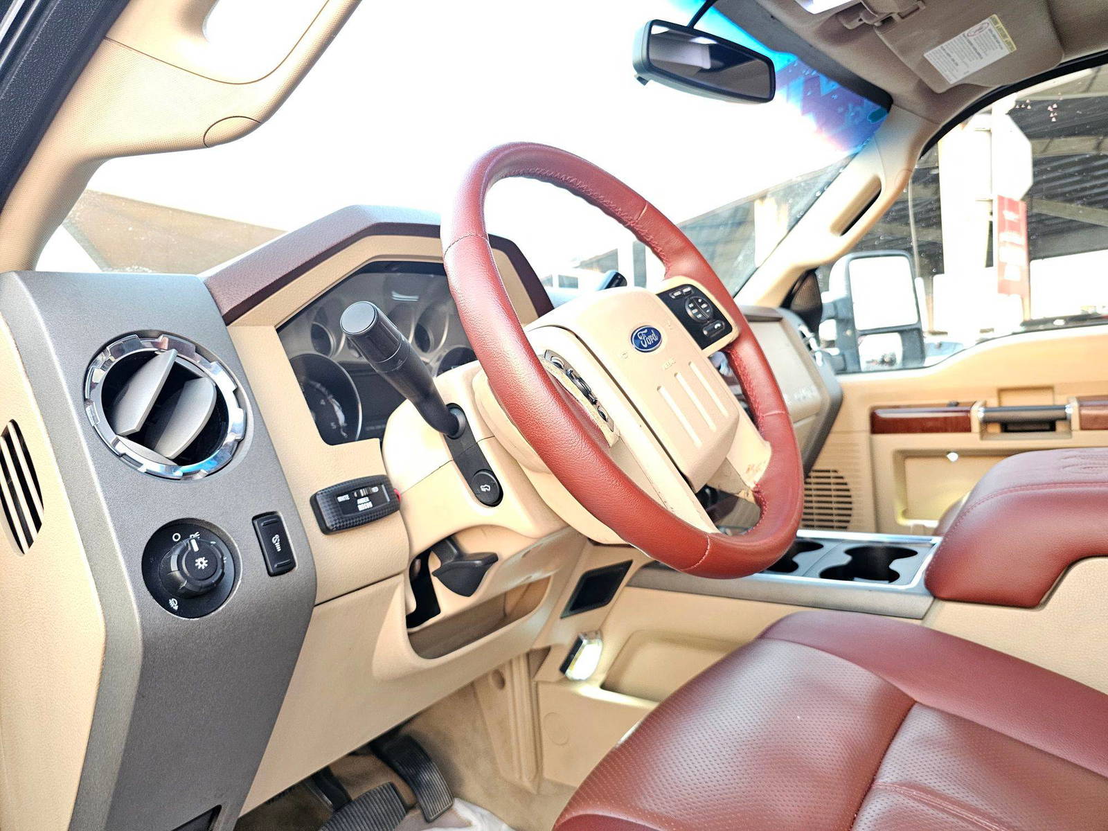2011 FORD F450 — 168734 KM — Lot 2BEA51079 — Souq - Marhaba Auctions Used Cars - Image 12