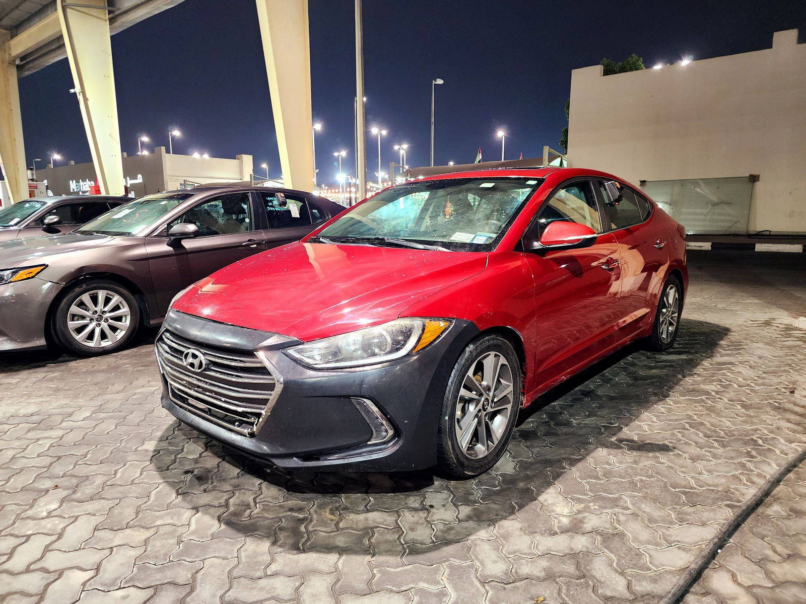 2017 HYUNDAI ELANTRA — 128585 Miles — Lot 093854 — Souq - Marhaba Auctions Used Cars - Image 4