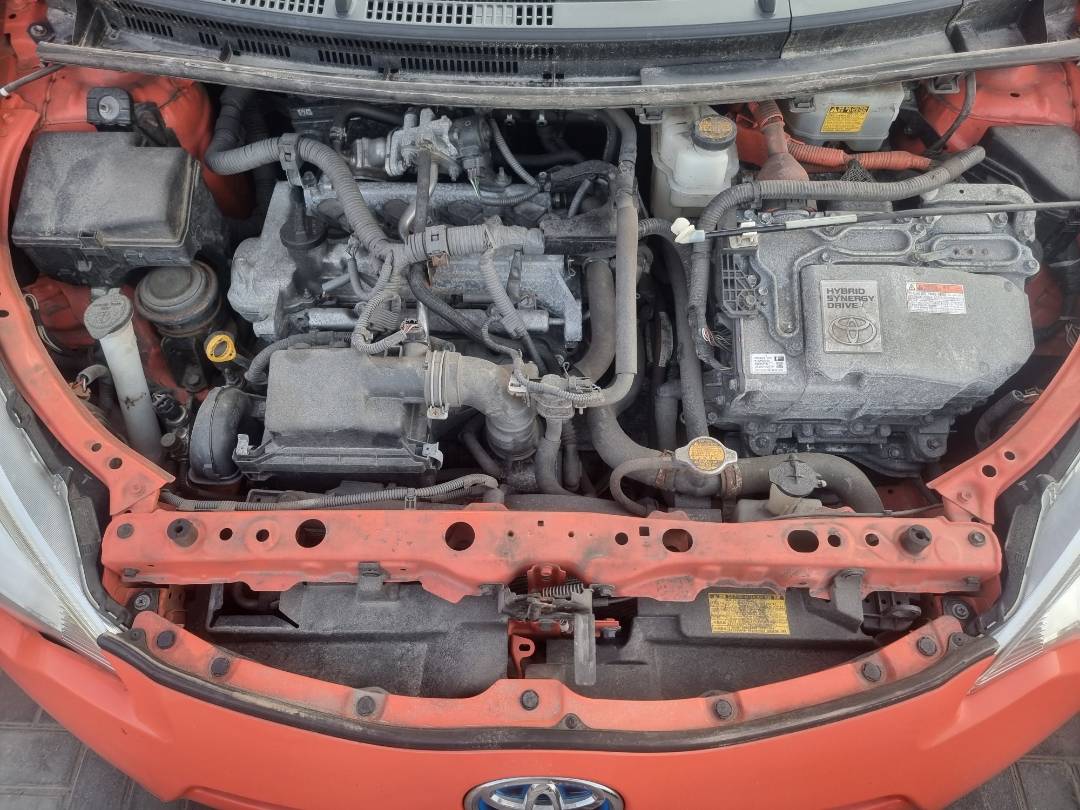 2014 TOYOTA PRIUS C — 150428 Miles — Lot 1062237 — Main - Marhaba Auctions Used Cars - Image 9