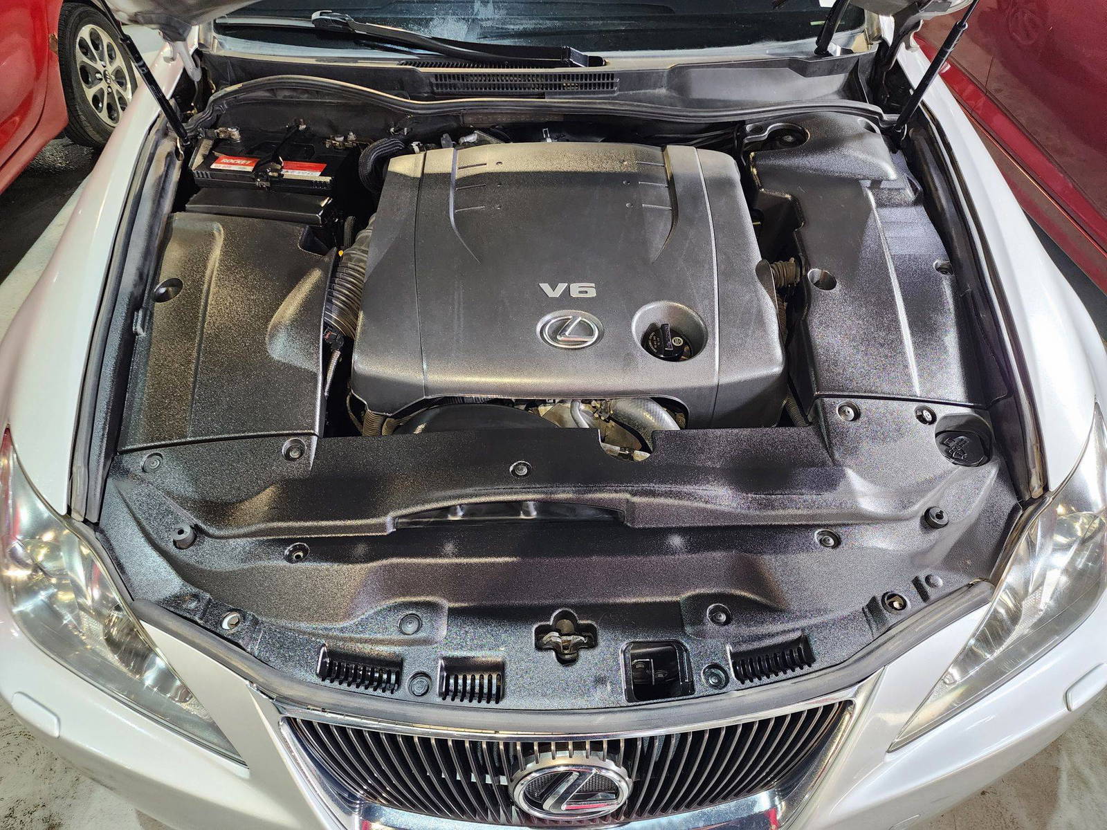 2007 LEXUS IS 250 — 228956 KM — Lot 047629 — Al Quoz - Marhaba Auctions Used Cars - Image 13
