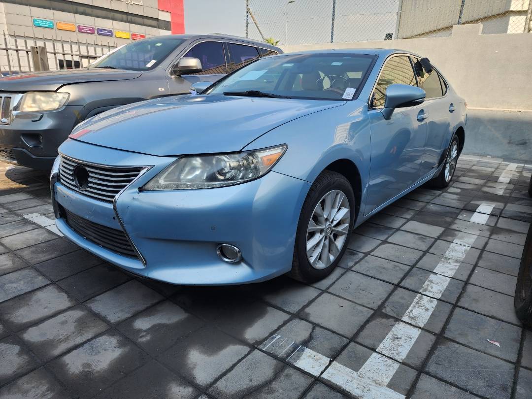 LEXUS ES 300H