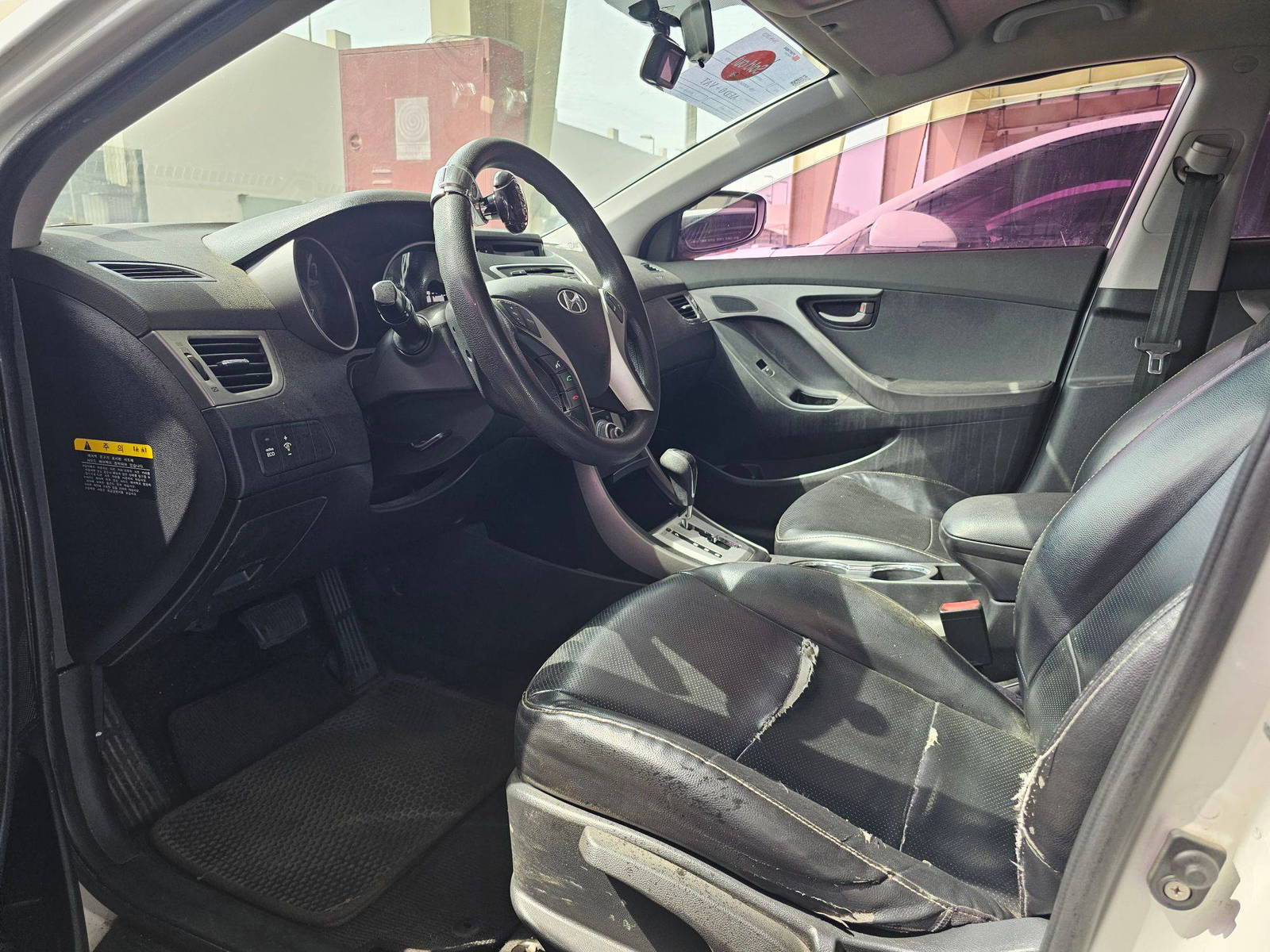 2012 HYUNDAI AVANTE — 126822 KM — Lot 201293 — Main - Marhaba Auctions Used Cars - Image 8