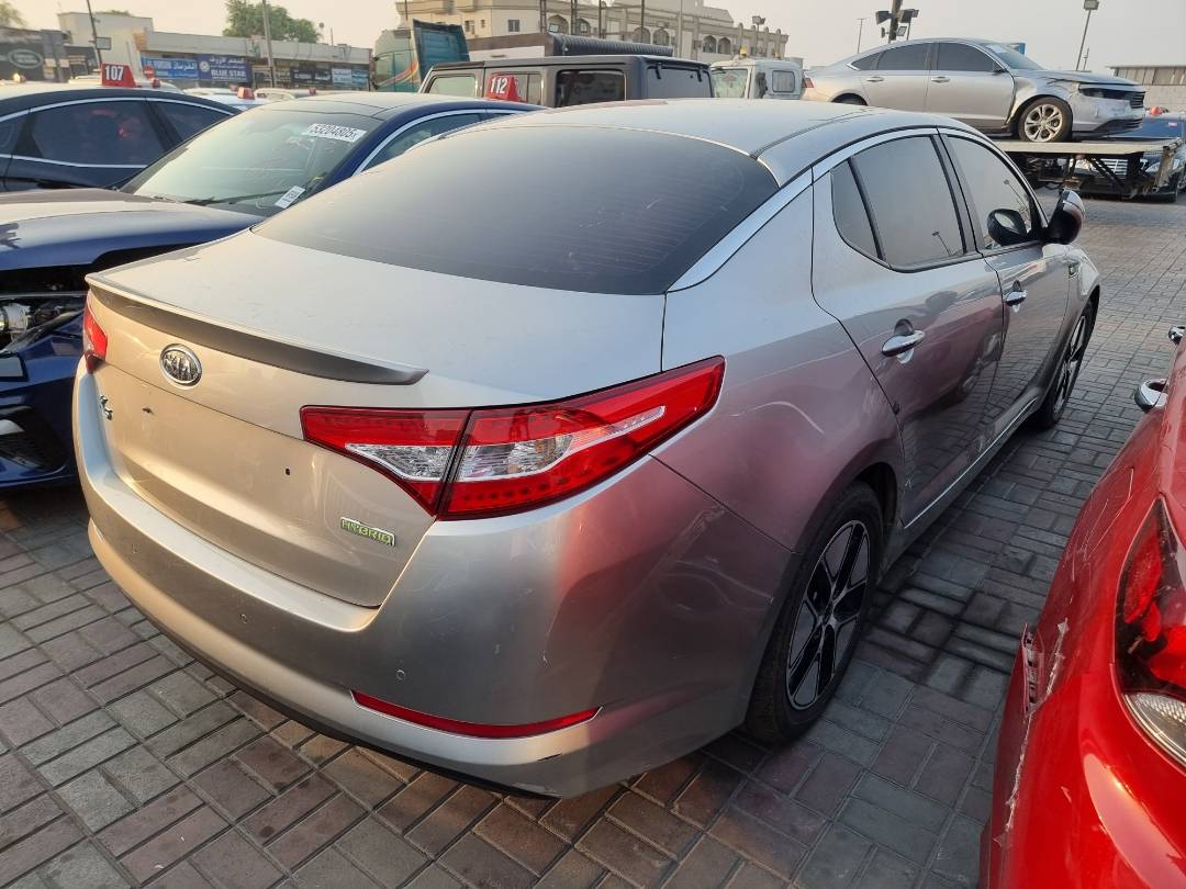 2012 KIA K5 — 136687 KM — Lot 214578 — Main - Marhaba Auctions Used Cars - Image 4