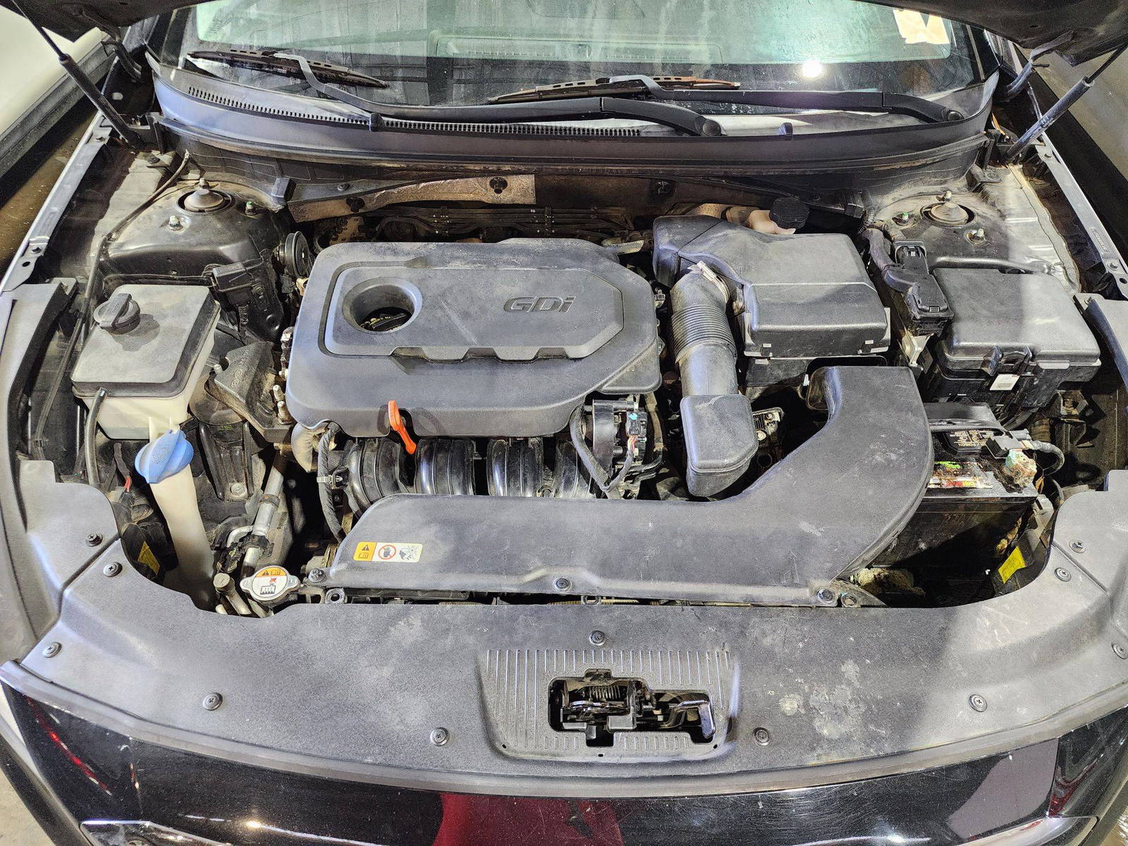 2015 HYUNDAI SONATA — 172114 Miles — Lot 121537 — Al Quoz - Marhaba Auctions Used Cars - Image 13