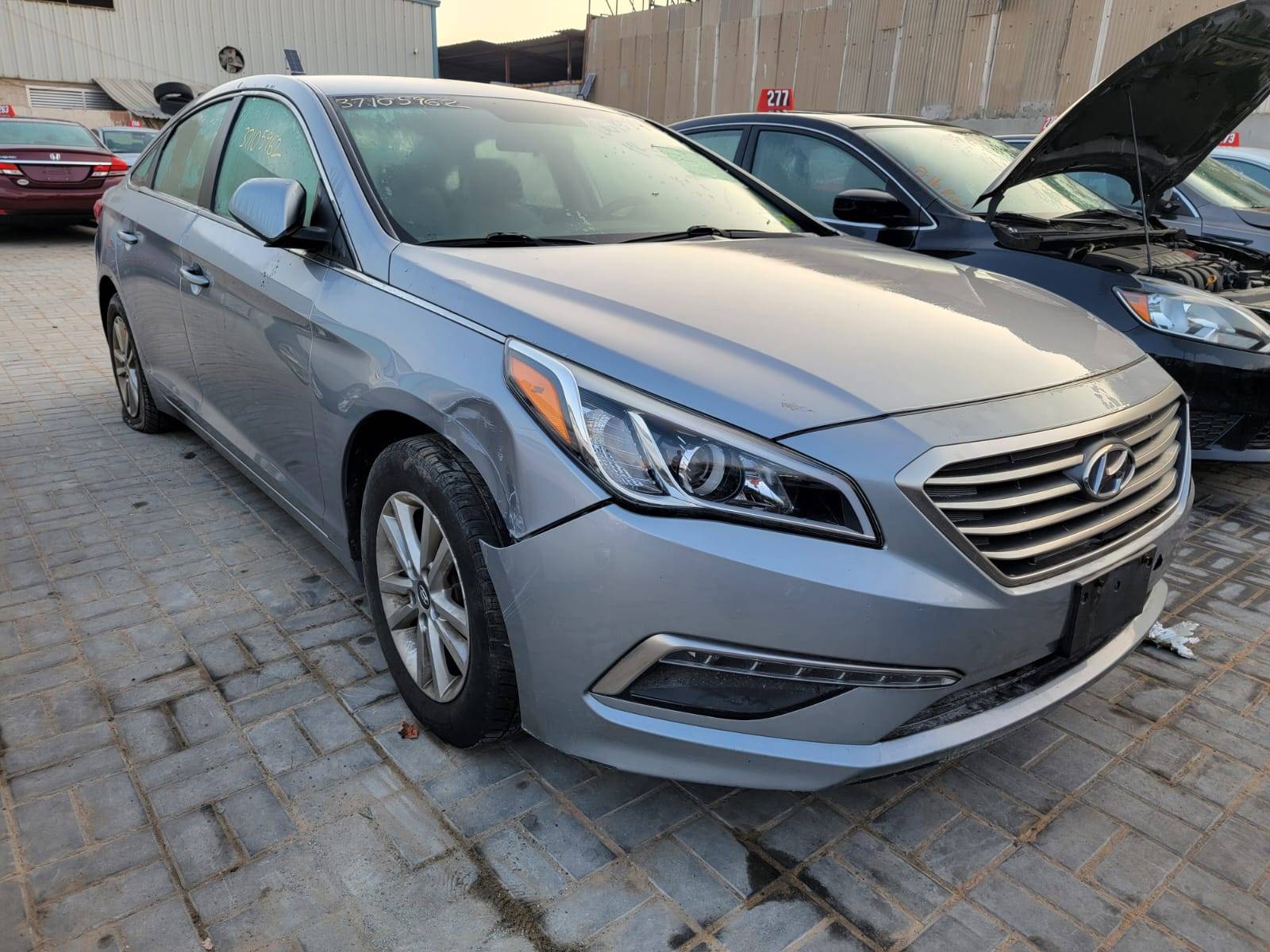 2015 HYUNDAI SONATA — 166662 Miles — Lot 37105962 - Marhaba Auctions Used Cars - Image 5