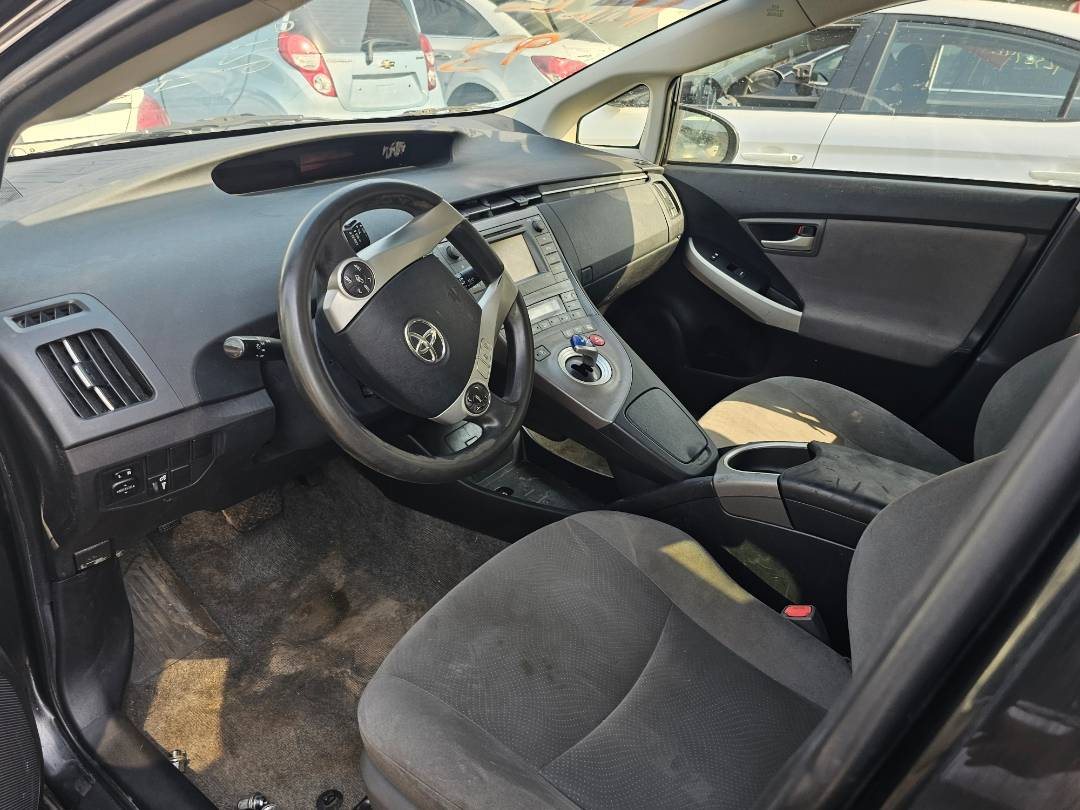 2015 TOYOTA PRIUS — 254758 Miles — Lot U7F1921210 — Main - Marhaba Auctions Used Cars - Image 7