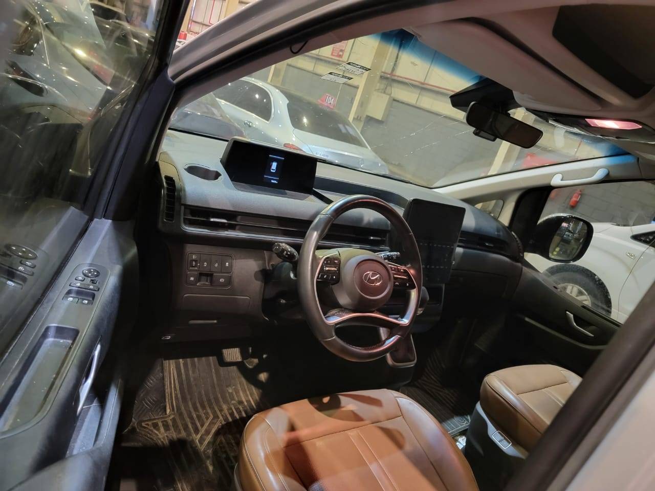 HYUNDAI STARIA 2022 - Marhaba Auction Used Cars - Image 11