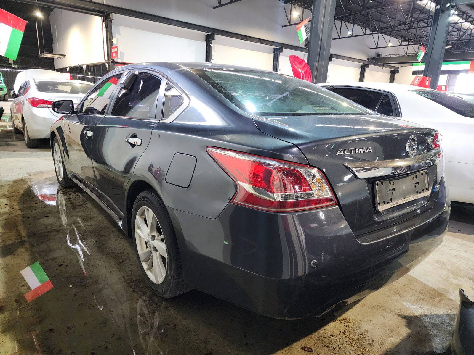 2013 NISSAN ALTIMA — 117627 KM — Lot 216168 — Al Quoz - Marhaba Auctions Used Cars - Image 4