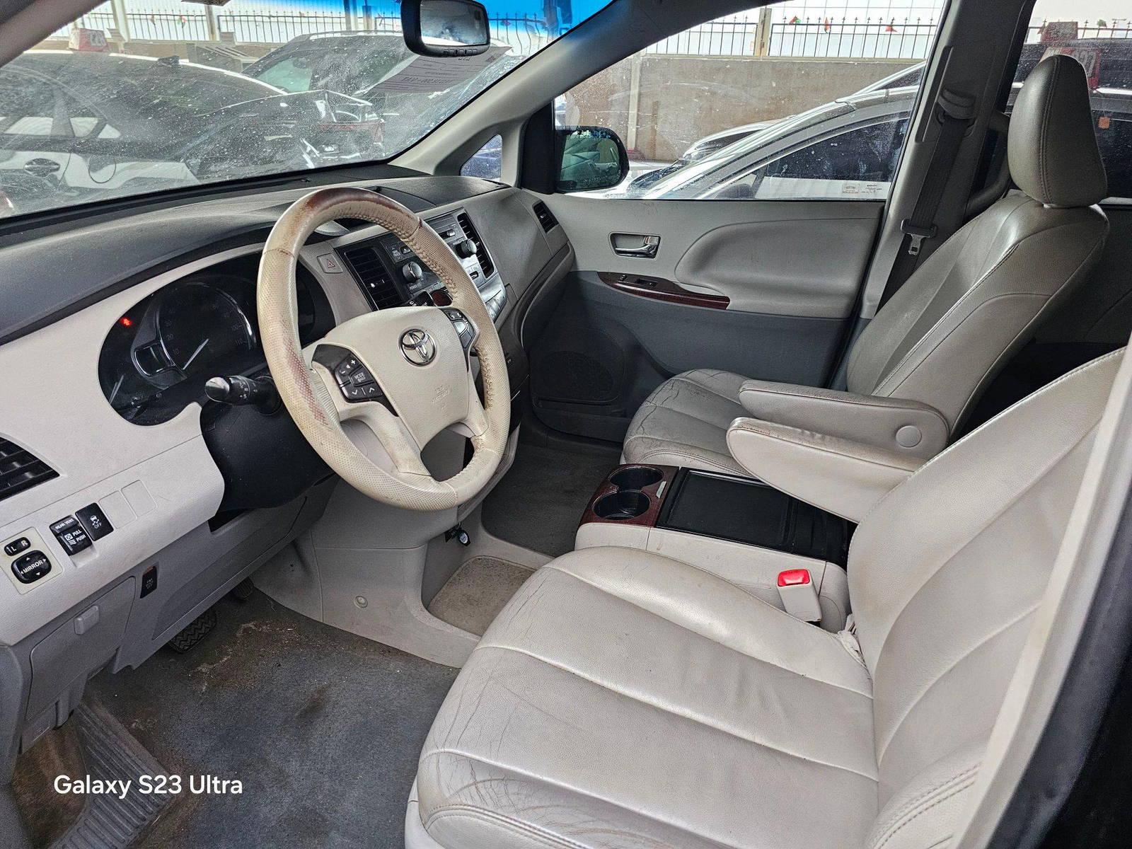 2012 TOYOTA SIENNA — 179639 Miles — Lot 43527774 — Main - Marhaba Auctions Used Cars - Image 7