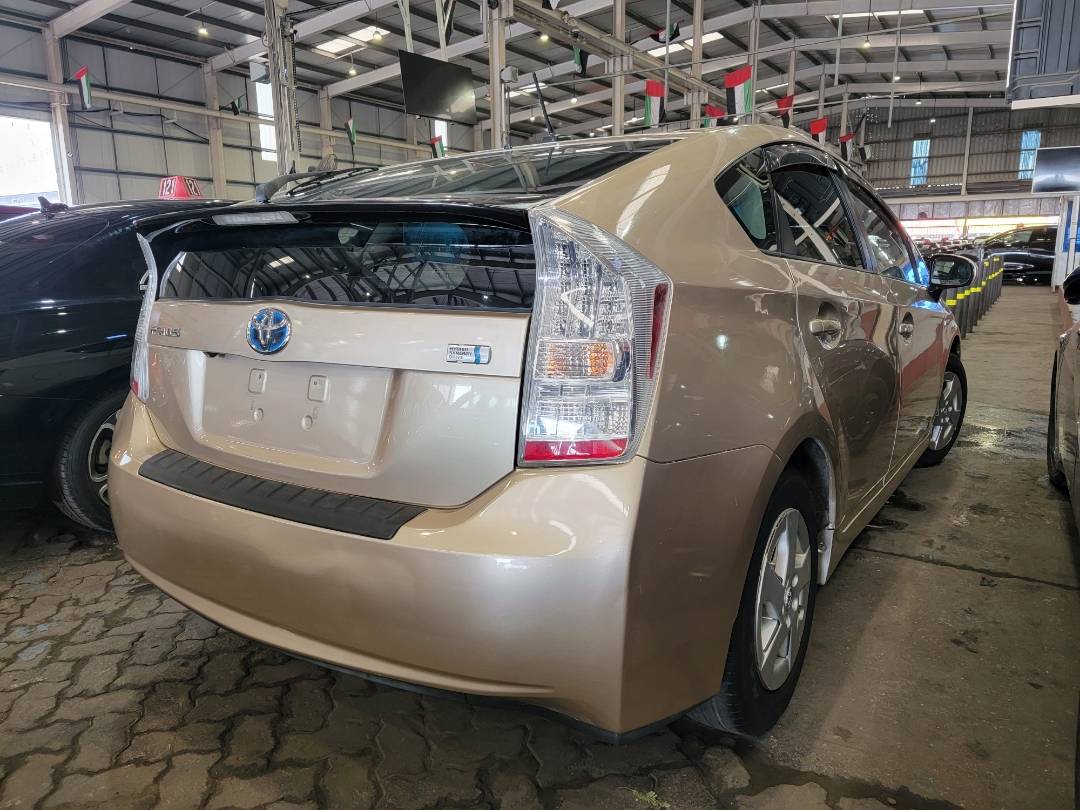2010 TOYOTA PRIUS — 215685 Miles — Lot 1031737 — Main - Marhaba Auctions Used Cars - Image 3