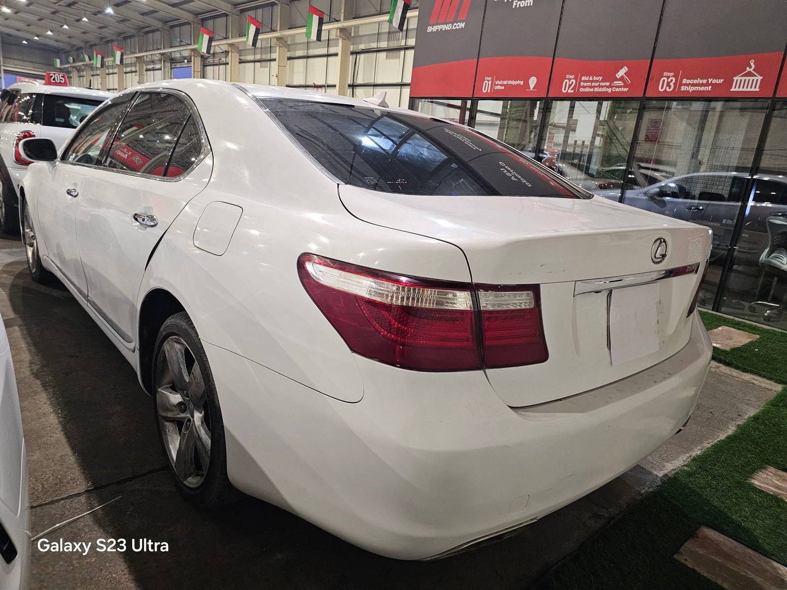 2008 LEXUS LS 460 — 285854 KM — Lot 585032478 — Main - Marhaba Auctions Used Cars - Image 5