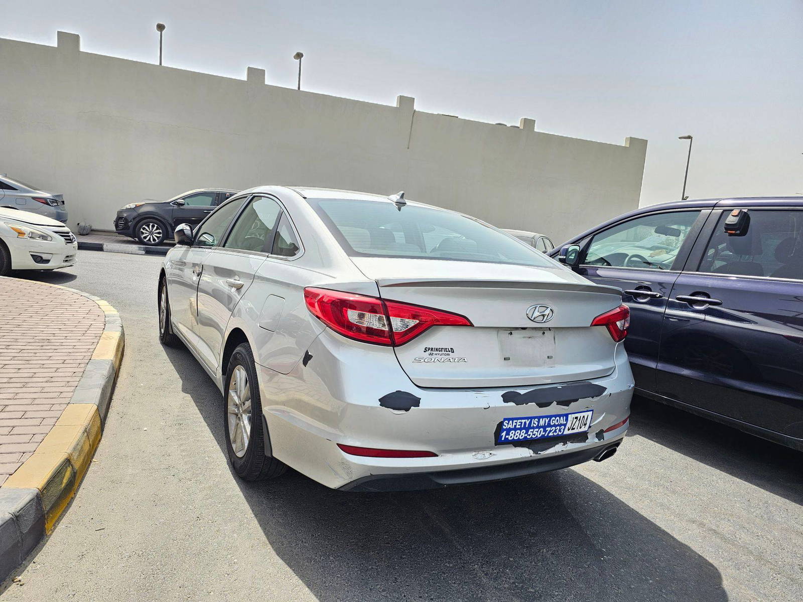 2015 HYUNDAI SONATA — 170760 Miles — Lot FH171999 — Souq - Marhaba Auctions Used Cars - Image 5