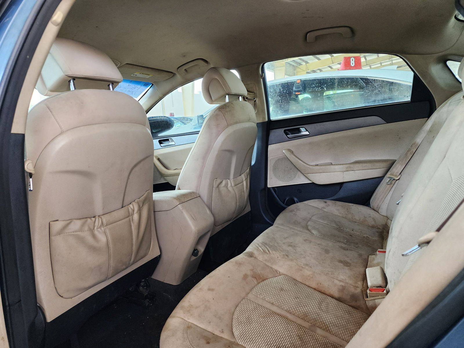 2015 HYUNDAI SONATA — 169741 Miles — Lot 82533033 — Souq - Marhaba Auctions Used Cars - Image 6