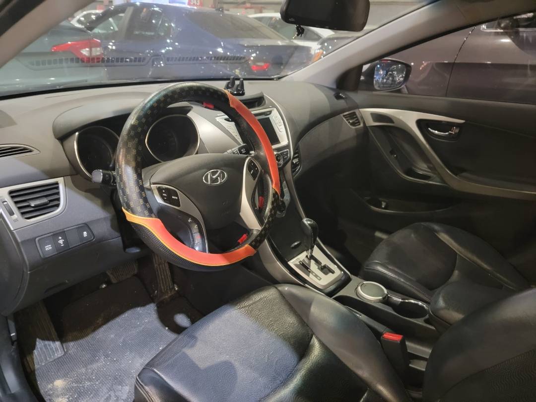 2011 HYUNDAI AVANTE — 213588 KM — Lot 115331 — Souq - Marhaba Auctions Used Cars - Image 9