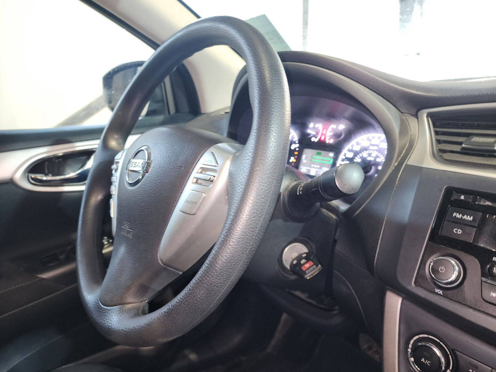 2015 NISSAN SENTRA — 114092 KM — Lot 62444094 — Al Quoz - Marhaba Auctions Used Cars - Image 14