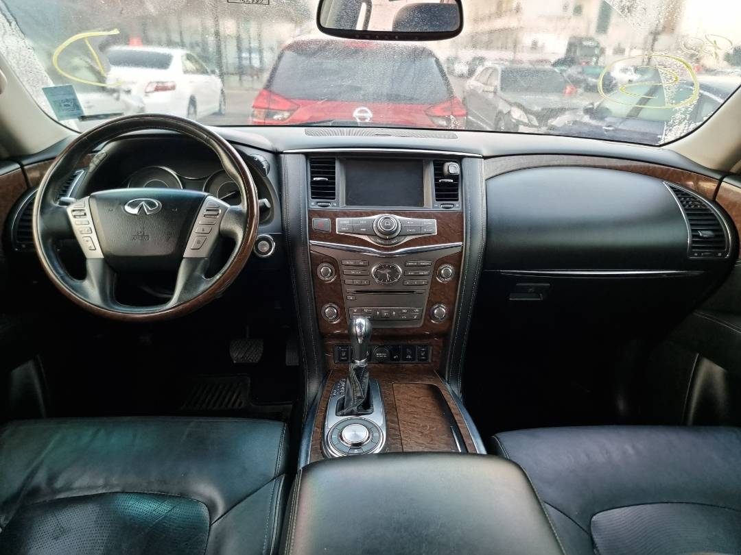2015 INFINITI QX80 — 155883 Miles — Lot 1025478 — Ind. 12 - Marhaba Auctions Used Cars - Image 7