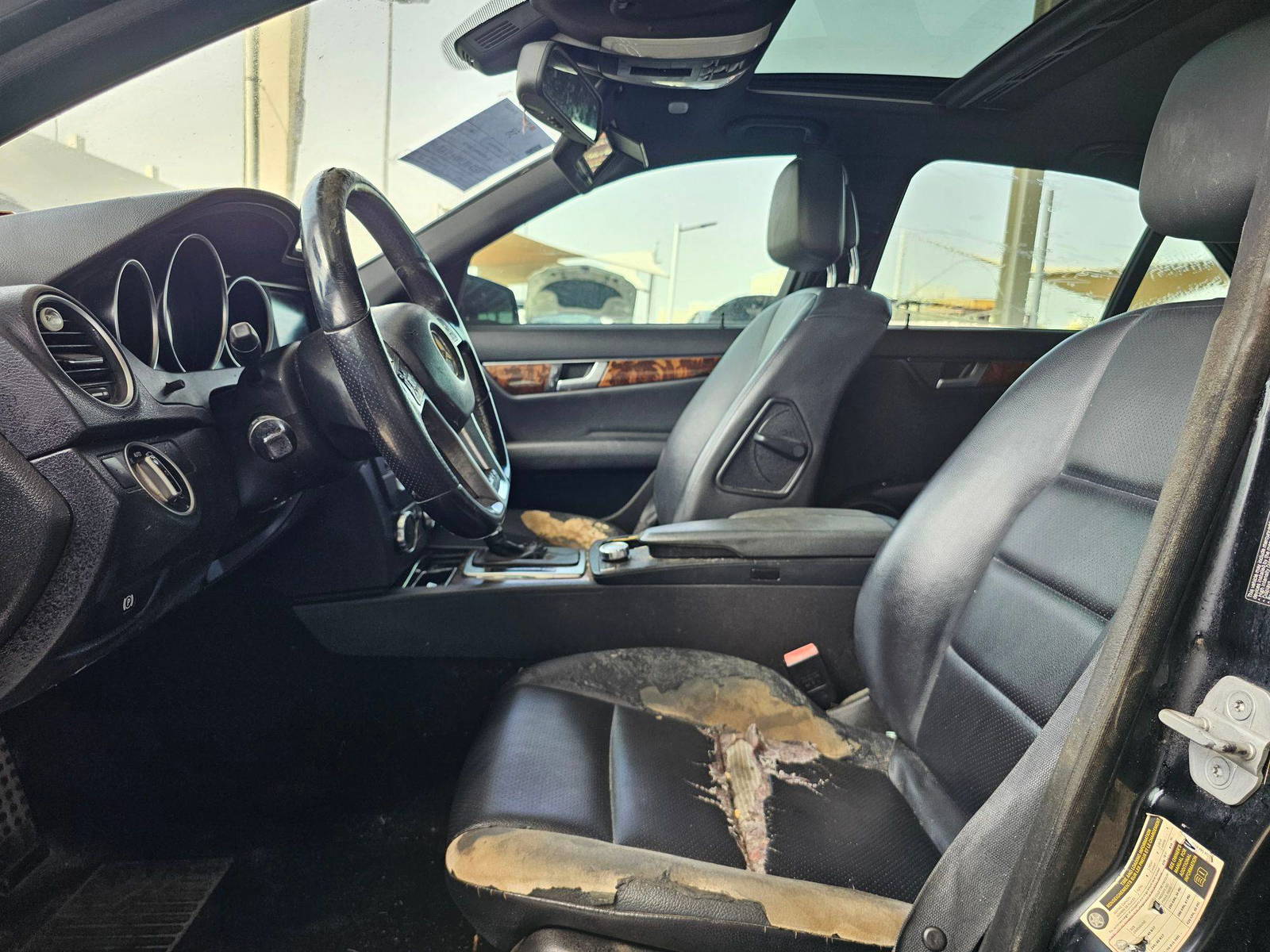 MERCEDES BENZ C300 2012 - Marhaba Auction Used Cars - Image 9