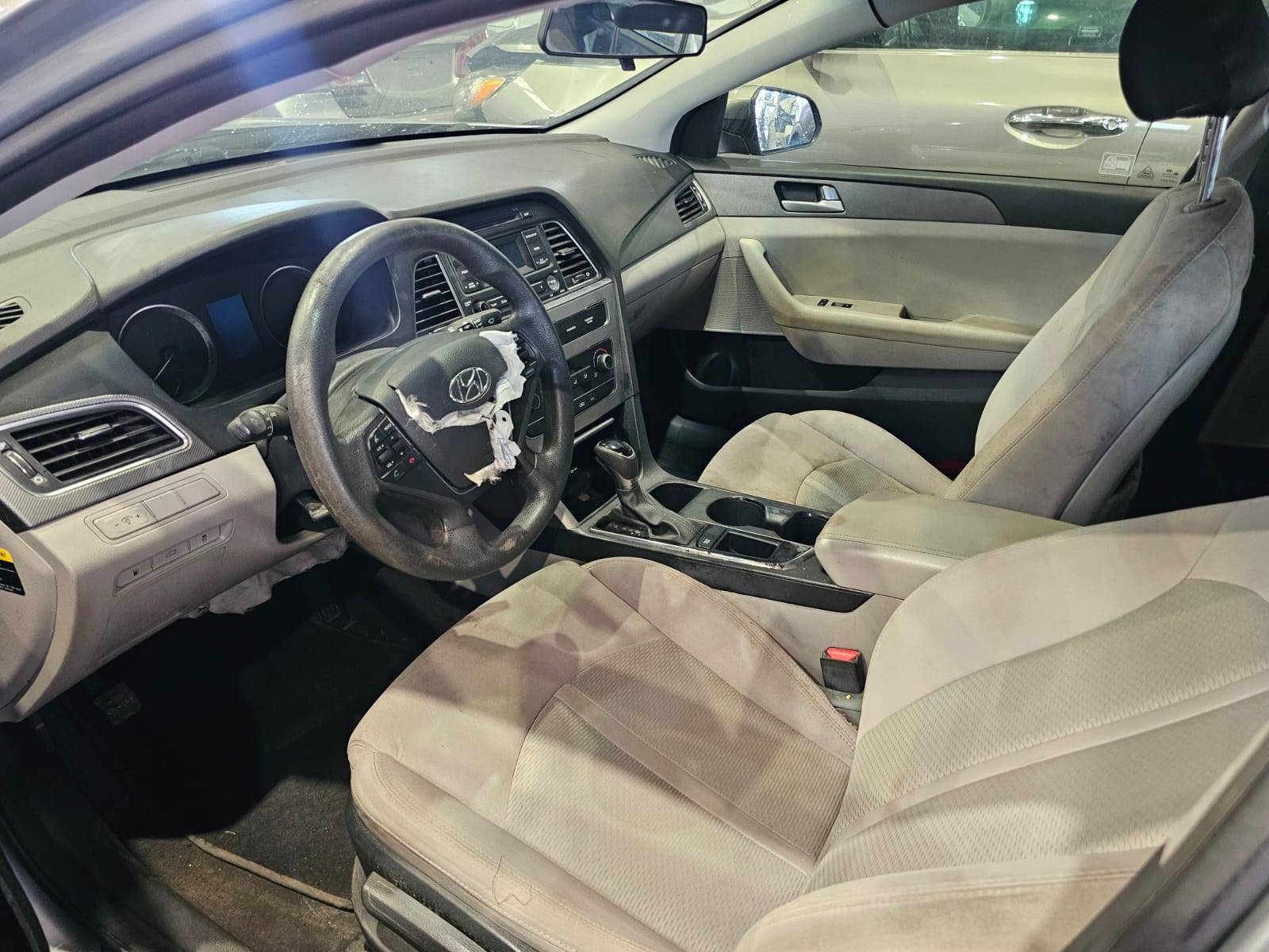 HYUNDAI SONATA 2015 - Marhaba Auction Used Cars - Image 8