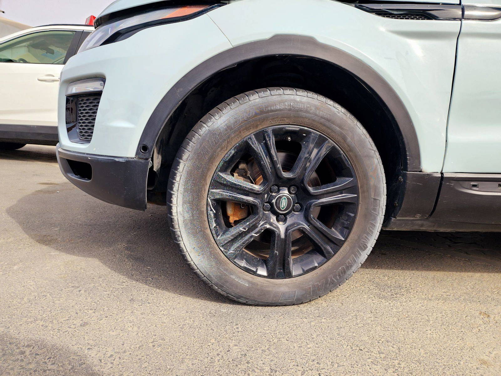 2016 LAND ROVER RANGE ROVER EVOQUE SE — 92140 Miles — Lot GH158474 — Souq - Marhaba Auctions Used Cars - Image 11