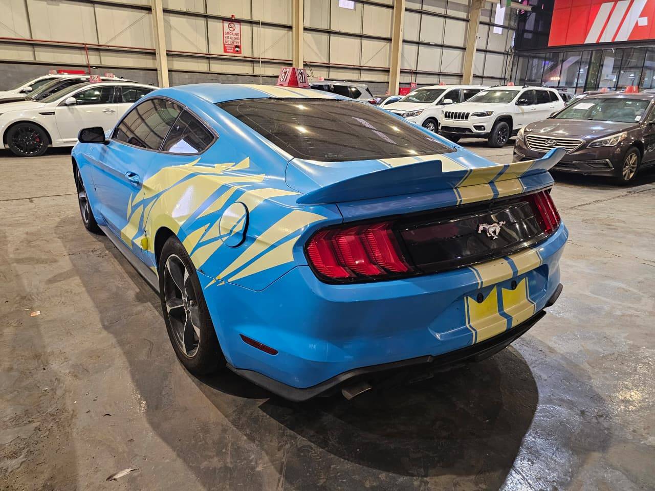2018 FORD MUSTANG — 118572 KM — Lot XJ5113762 — Main - Marhaba Auctions Used Cars - Image 6