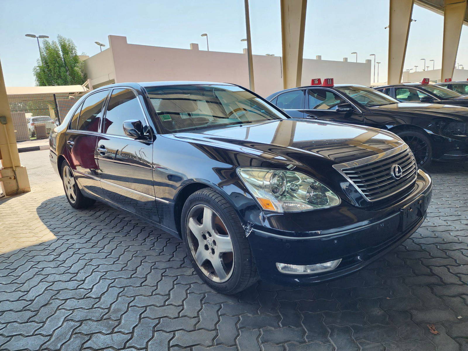 2006 LEXUS LS 430 — 151894 Miles — Lot 62945864 — Souq - Marhaba Auctions Used Cars - Image 4