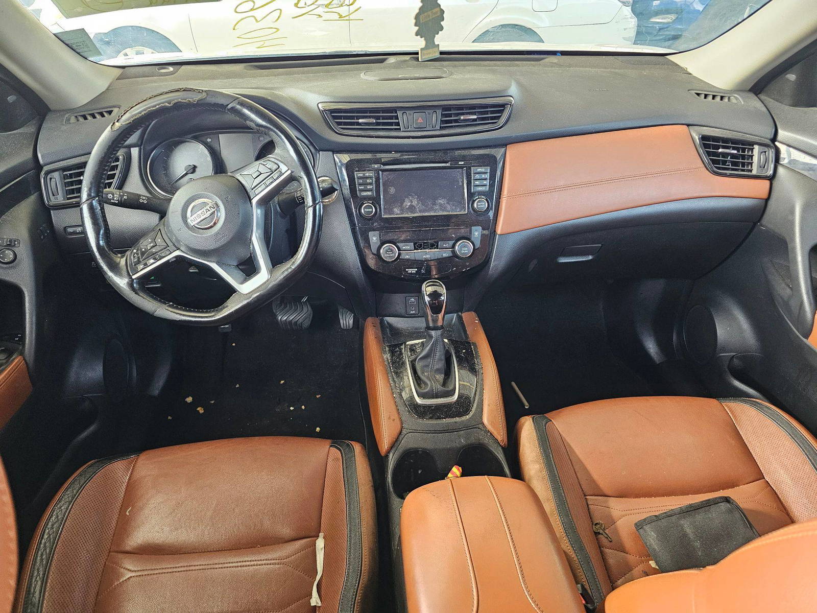 NISSAN ROGUE 2017 - Marhaba Auction Used Cars - Image 7