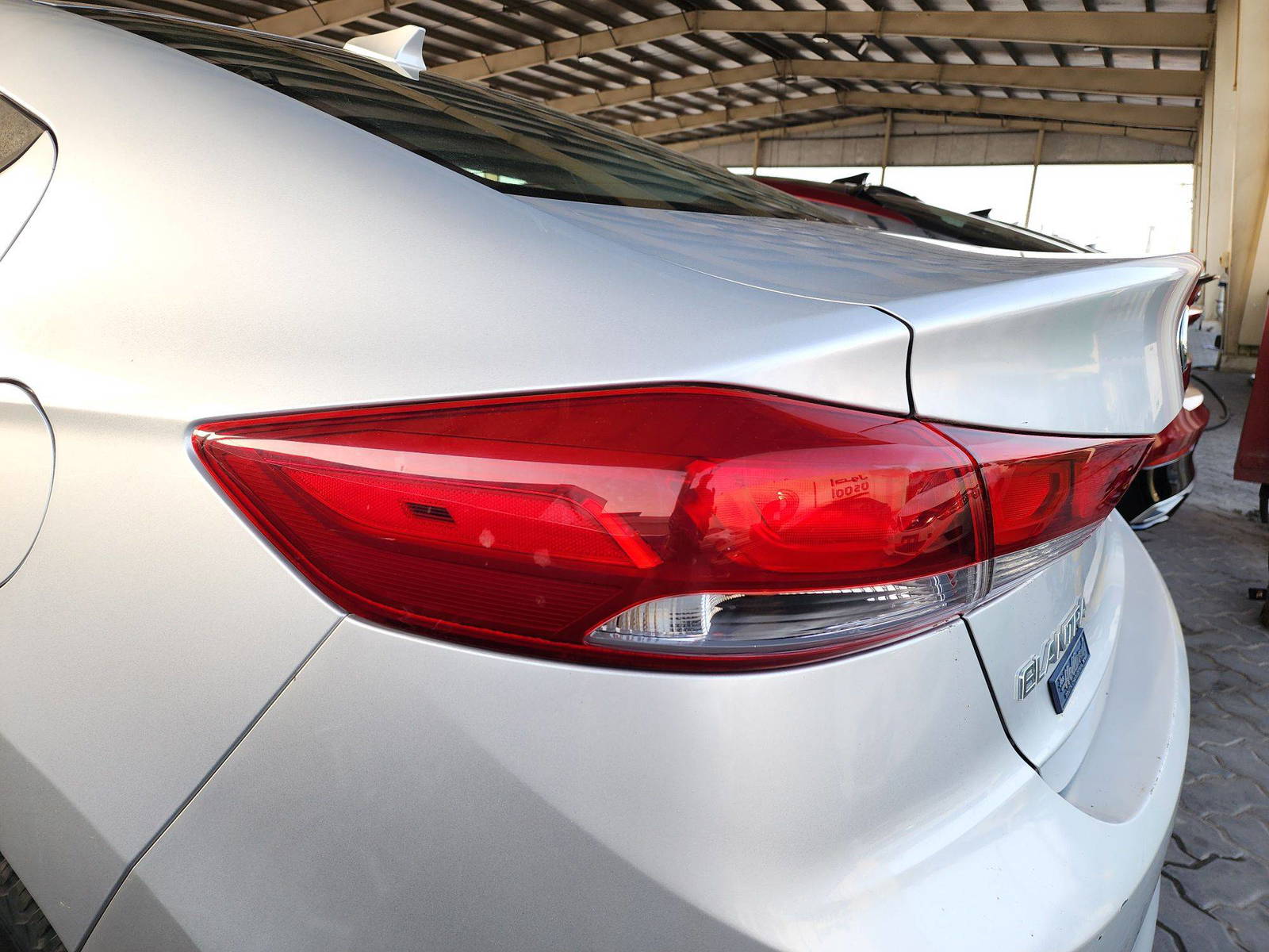 2017 HYUNDAI ELANTRA — 140281 Miles — Lot 633400 — Souq - Marhaba Auctions Used Cars - Image 11
