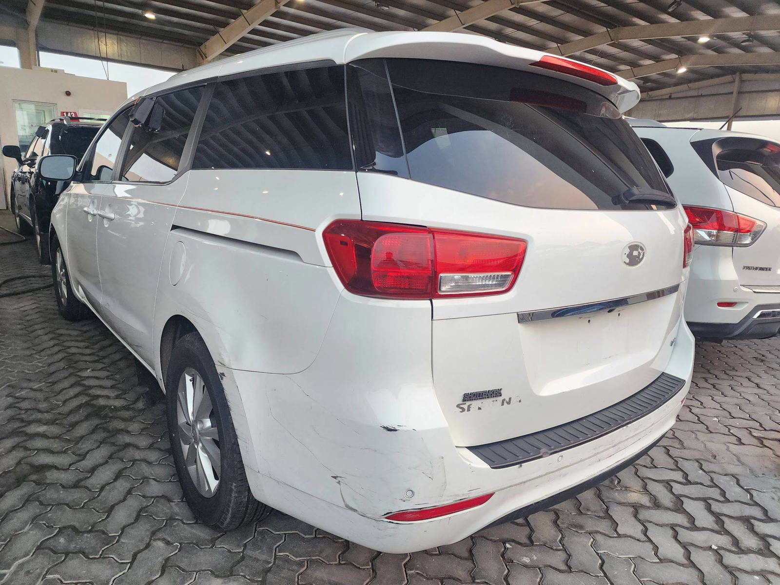 2016 KIA SEDONA — 88320 Miles — Lot 59950003 - Marhaba Auctions Used Cars - Image 11