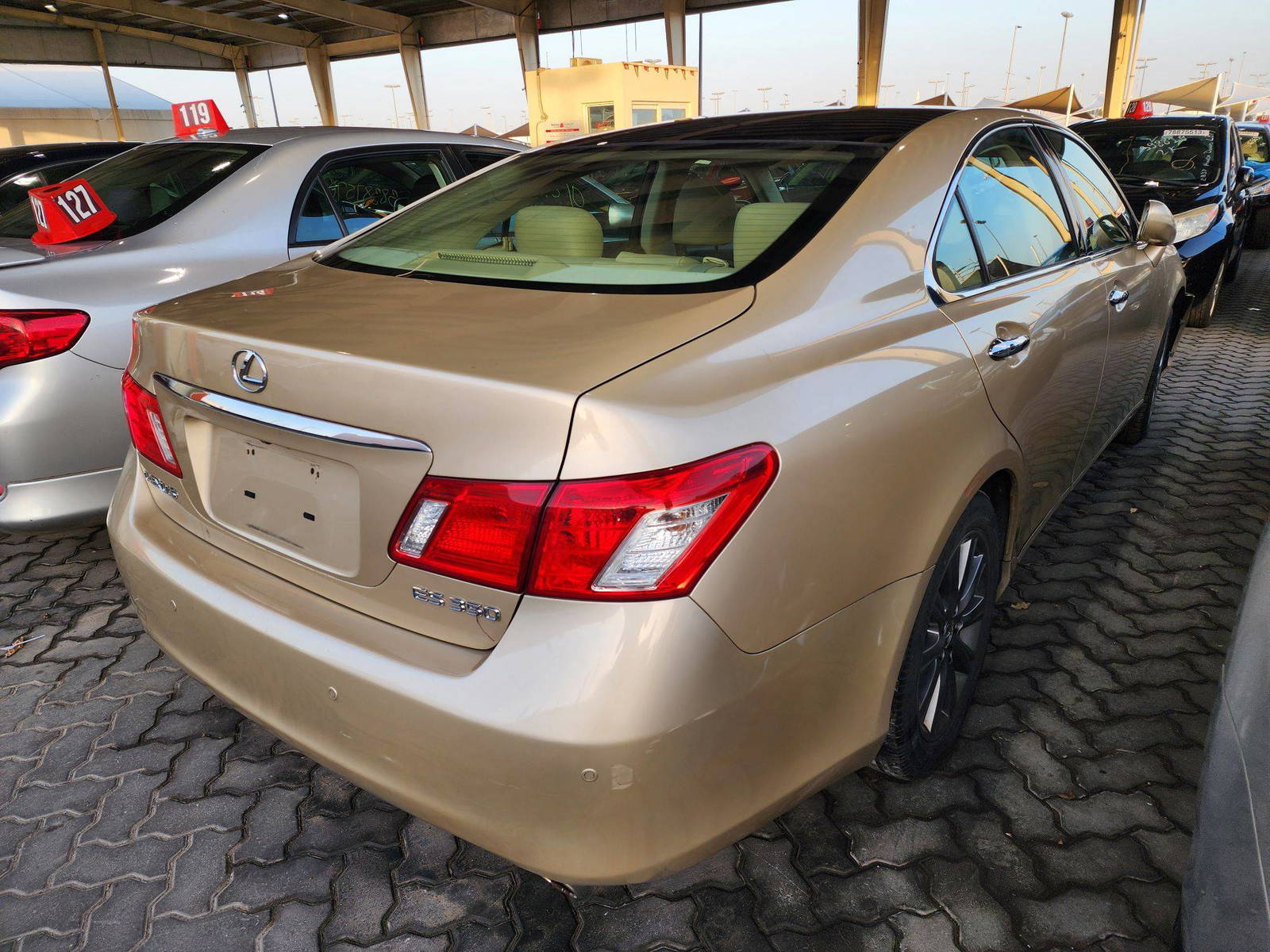 2008 LEXUS ES 350 — 150216 Miles — Lot 78973913 - Marhaba Auctions Used Cars - Image 4