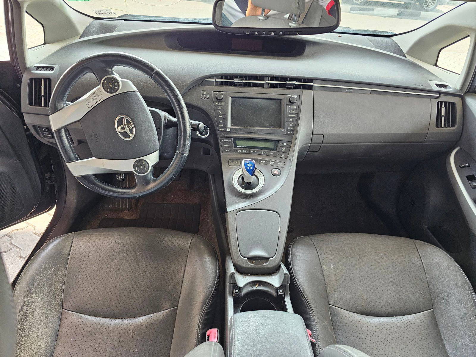 2010 TOYOTA PRIUS — 214061 Miles — Lot DU7A0107248 — Souq - Marhaba Auctions Used Cars - Image 7