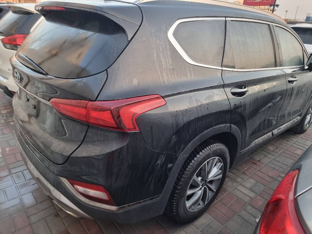 HYUNDAI SANTA FE 2019 - Marhaba Auction Used Cars - Image 4