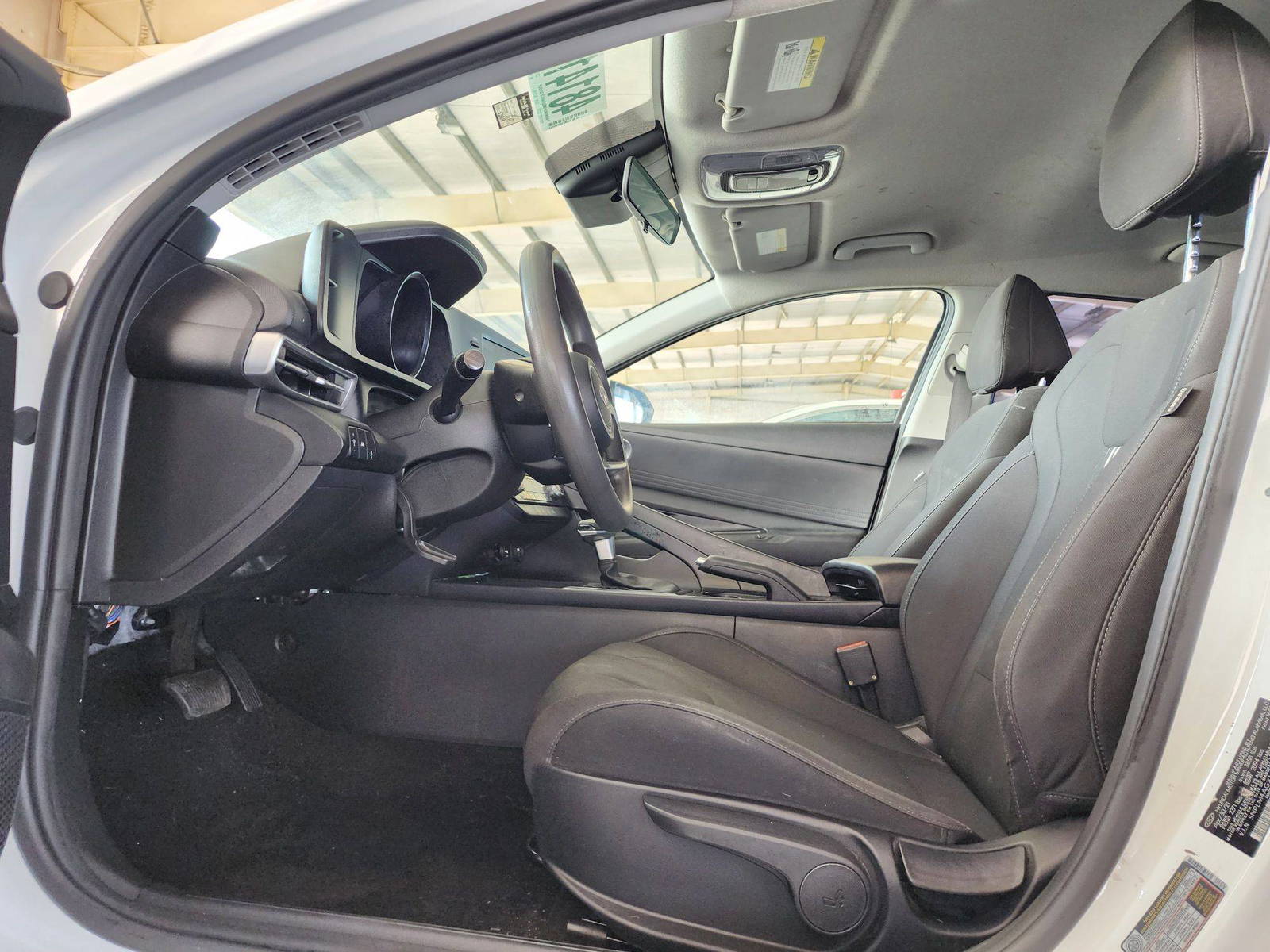 2021 HYUNDAI ELANTRA — 53919 Miles — Lot MH048988 — Souq - Marhaba Auctions Used Cars - Image 8