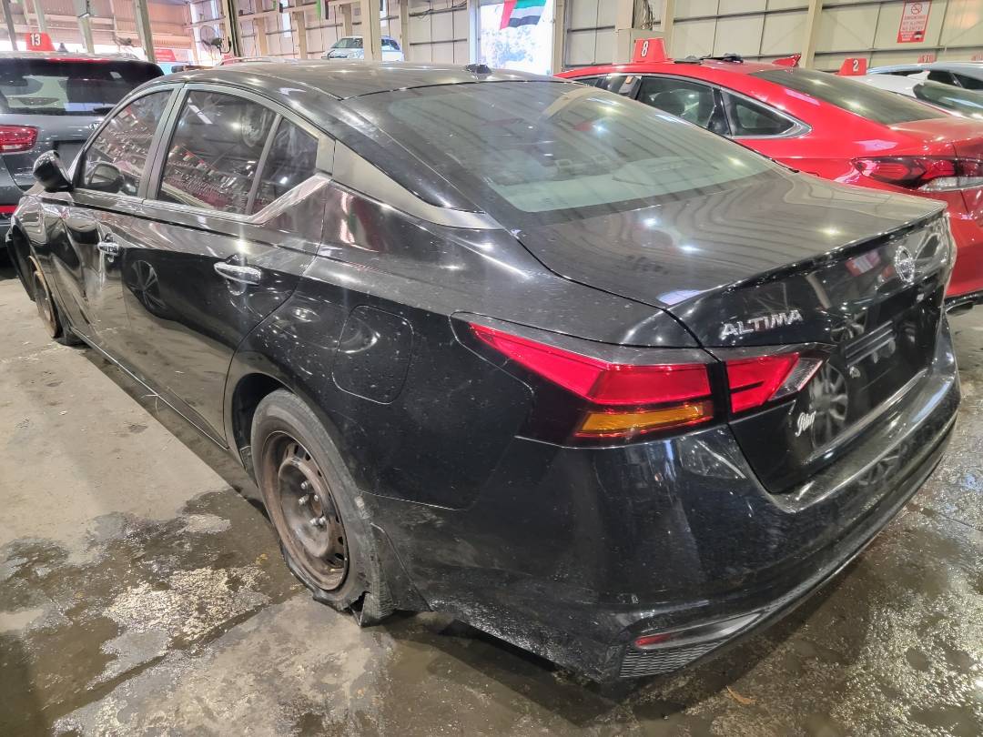 2020 NISSAN ALTIMA — 154650 Miles — Lot 296825 — Ind. 12 - Marhaba Auctions Used Cars - Image 5