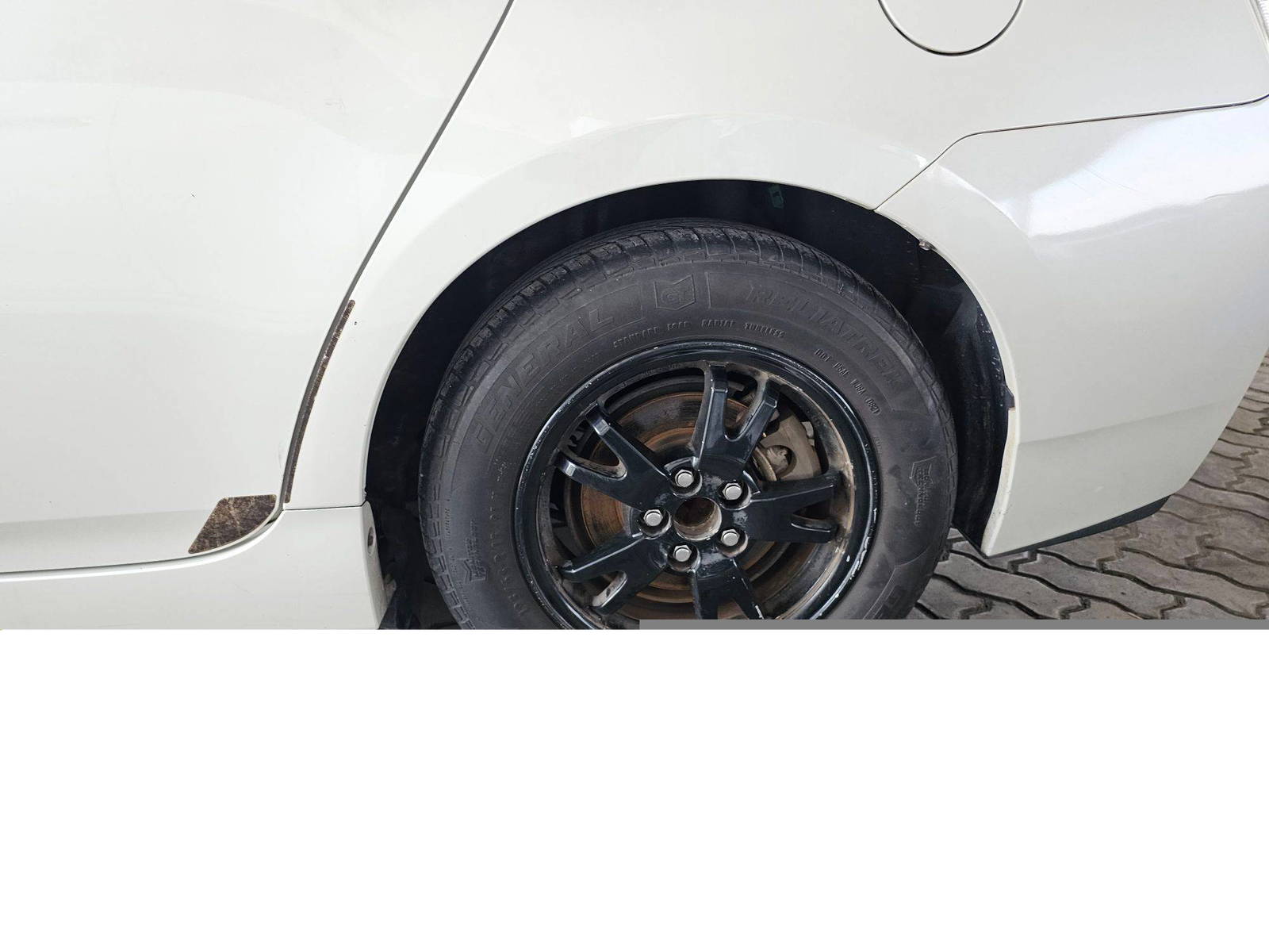 2015 TOYOTA PRIUS — 155464 Miles — Lot 68357115 — Souq - Marhaba Auctions Used Cars - Image 10