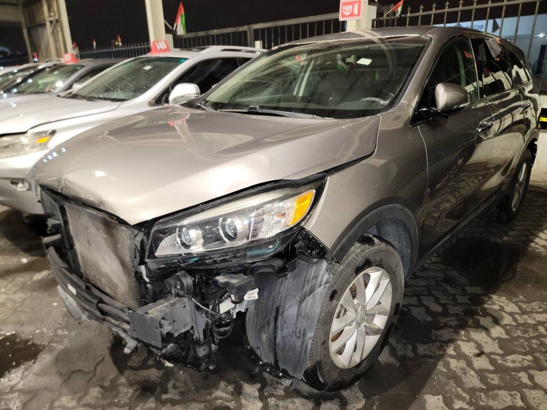 2017 KIA SORENTO — 105072 Miles — Lot 68415602 - Marhaba Auctions Used Cars - Image 6