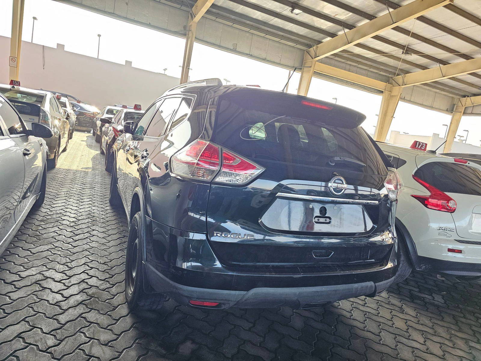 2016 NISSAN ROGUE — 167798 Miles — Lot 69062775 — Souq - Marhaba Auctions Used Cars - Image 3