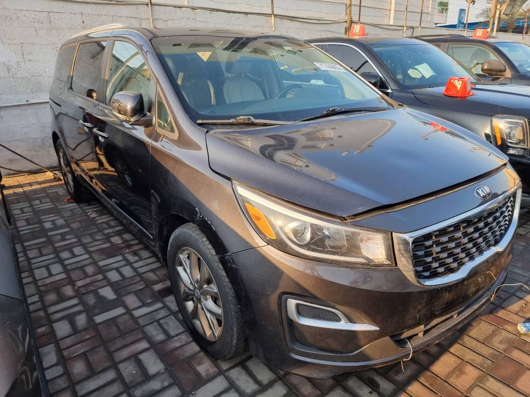 2019 KIA SEDONA — 117180 Miles — Lot 6516598 — Ind. 12 - Marhaba Auctions Used Cars - Image 4