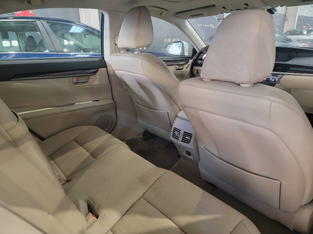 2013 LEXUS ES 350 — 206380 Miles — Lot 2012509 - Marhaba Auctions Used Cars - Image 4