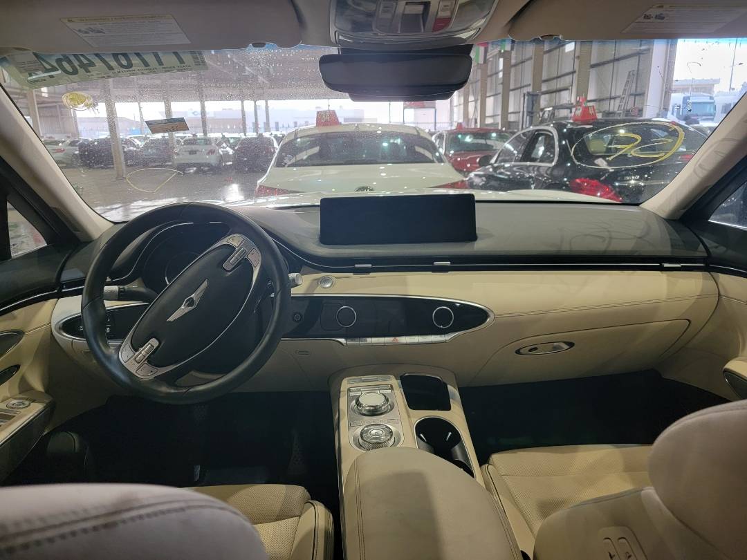 2022 GENESIS GV70 — 29555 Miles — Lot B8NU060947 — Main - Marhaba Auctions Used Cars - Image 8