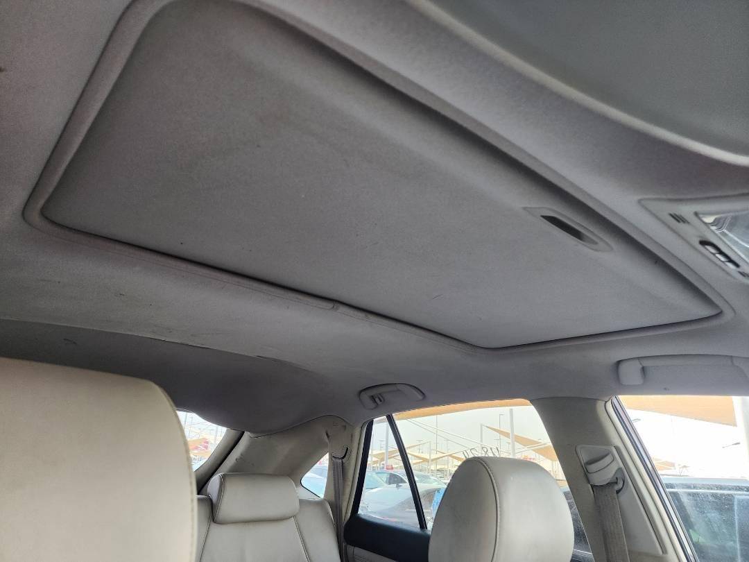 2007 LEXUS RX 350 — 260025 Miles — Lot 17873 — Souq - Marhaba Auctions Used Cars - Image 6