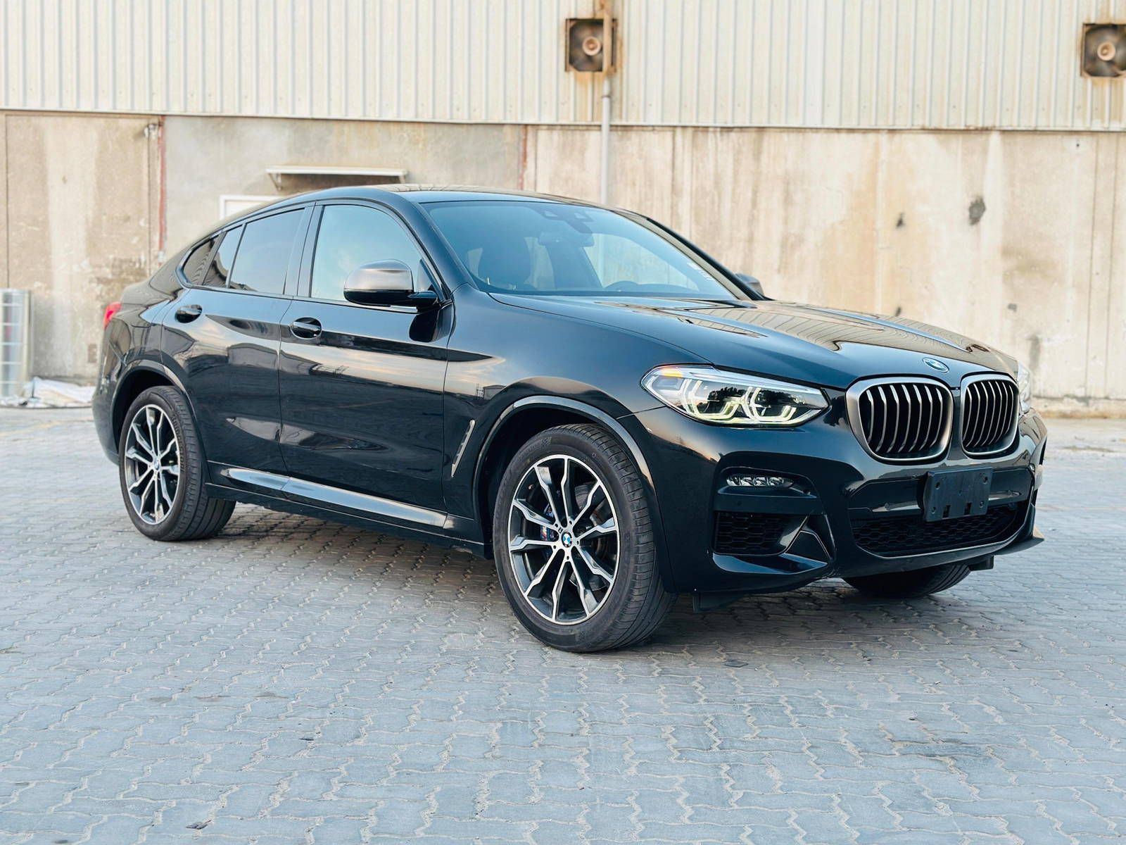 2020 BMW X4 M40i — 54477 KM — Lot 09772 — Al Quoz - Marhaba Auctions Used Cars - Image 5