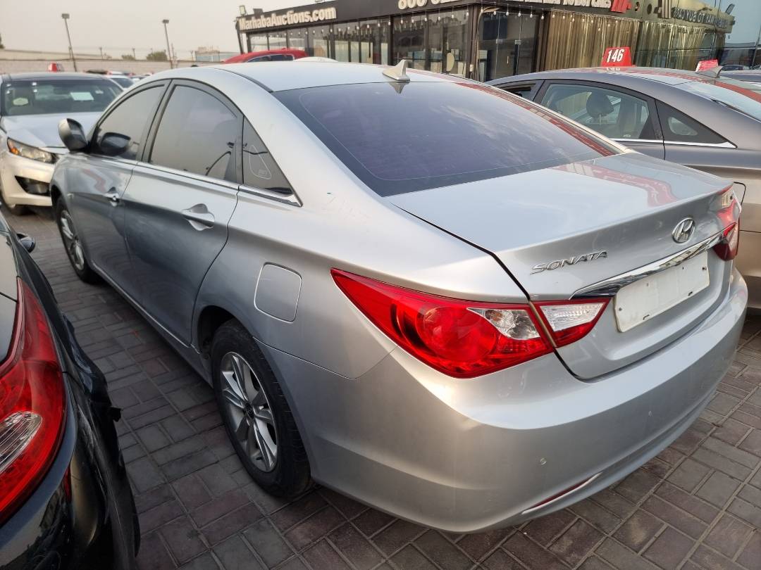 2011 HYUNDAI SONATA — 141284 KM — Lot 208525 — Ind. 12 - Marhaba Auctions Used Cars - Image 5
