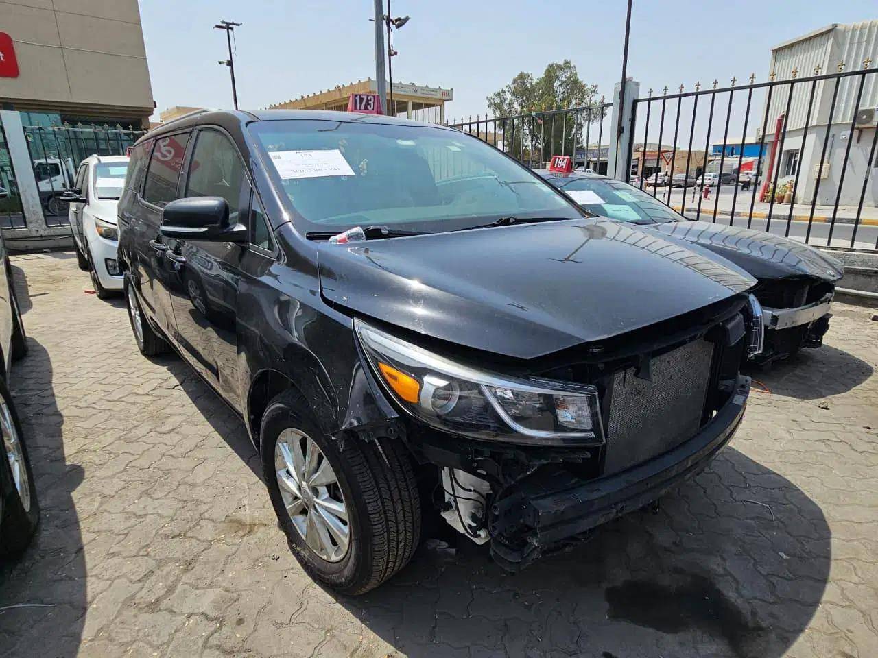 2017 KIA SEDONA — 133010 Miles — Lot 19H6246132 — Main - Marhaba Auctions Used Cars - Image 4