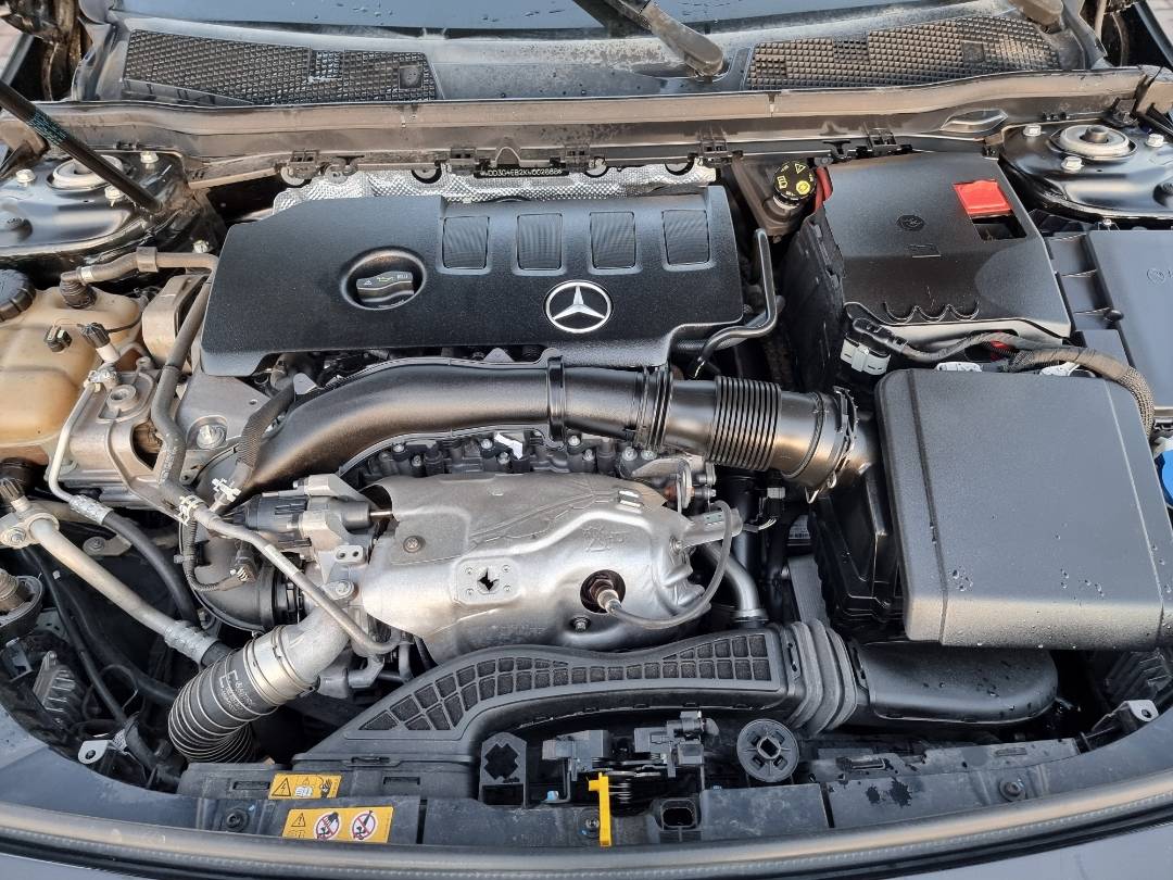 2019 MERCEDES BENZ A220 — 101748 Miles — Lot KW002686 — Ind. 12 - Marhaba Auctions Used Cars - Image 11