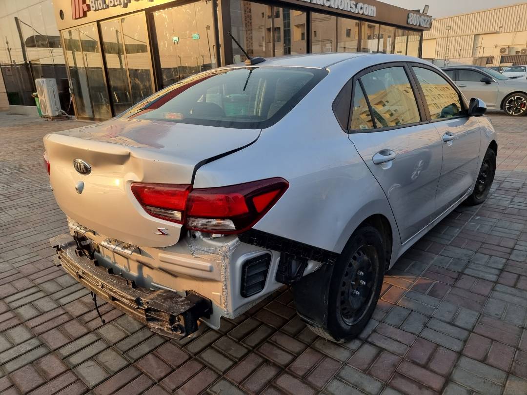 2018 KIA RIO — 87914 Miles — Lot 125487 — Ind. 12 - Marhaba Auctions Used Cars - Image 4